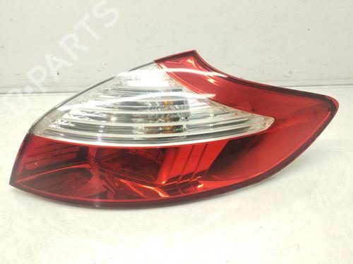 right-taillight-renault-megane-iii-hatchback-van-bz_-2008-2009-2010-2011-2012-2013-2014-2015-31929489 main image