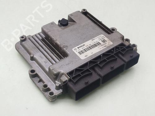 engine-control-unit-ecu-renault-trafic-iii-bus-jg_-2014-40107109 main image