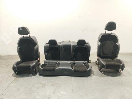 Used Seats set RENAULT MEGANE IV Hatchback (B9A/M/N_) 1.2 TCe 130 (B9MR) (130 hp) 30288718