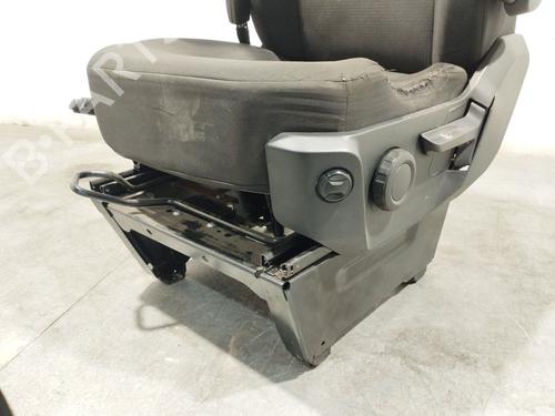 Left front seat MAN TGE Van eTGE (35V, UXB) | BP29709926C15 