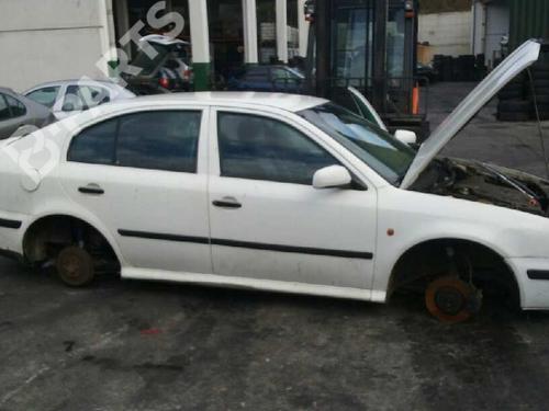 Left mirror SKODA OCTAVIA I (1U2) 1.9 TDI | BP1518629C26 