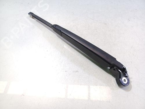 Used Rear windshield wiper arm Rear windshield wiper arm MASERATI GRECALE GT Mild Hybrid Q4 (300 hp) 39933635 39933635