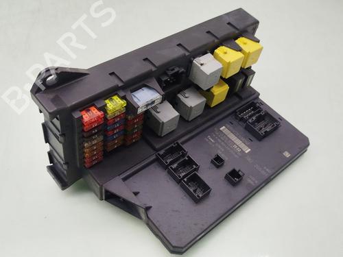 Used Fuse box Fuse box 36353435 36353435
