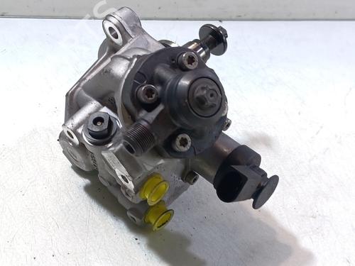 Used Injection pump Injection pump MERCEDES-BENZ VITO Van (W447) 114 CDI (447.601, 447.603, 447.605) (136 hp) 33042060 33042060