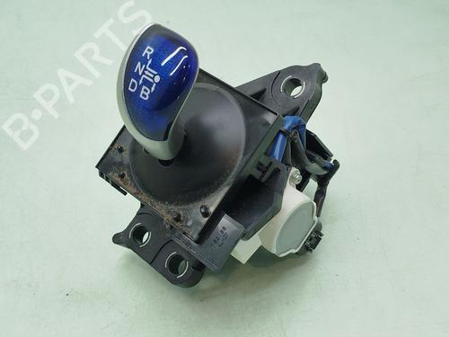 Levier de vitesses TOYOTA AURIS Estate (_E18_) 1.8 Hybrid (ZWE186_, ZWE186R, ZWE186H) (136 hp) 32066049