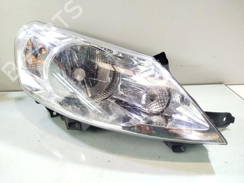Used Right headlight PEUGEOT EXPERT Van (VF3A_, VF3U_, VF3X_) 2.0 HDi 130 (128 hp) 30273645
