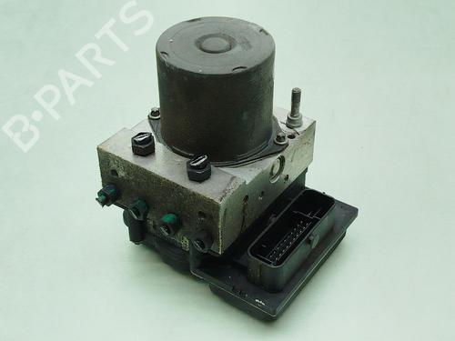 Used ABS pump AUDI A4 B7 (8EC) 2.0 TDI 16V (140 hp) 30399353