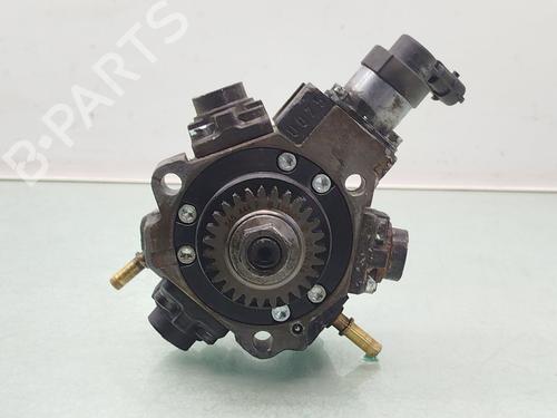 Used Injection pump Injection pump OPEL VIVARO B Van (X82) 1.6 CDTI (05) (116 hp) 35723857 35723857