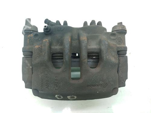 Højre bremsekaliber foran NISSAN NV400 Van (X62, X62B) dCi 110 (110 hp) 28164348
