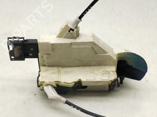 Used Front left lock PEUGEOT 308 I (4A_, 4C_) 1.6 HDi (90 hp) 31837639