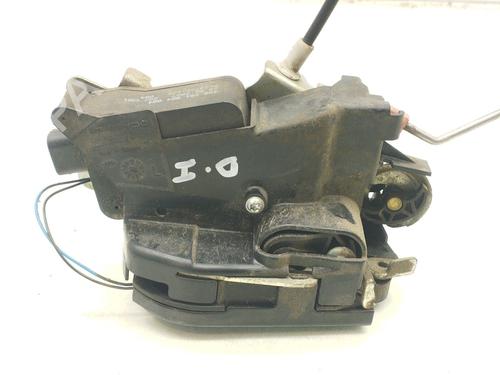 Used Front left lock MERCEDES-BENZ VITO / MIXTO Van (W639) 109 CDI (639.601, 639.603, 639.605) (95 hp) 32067709