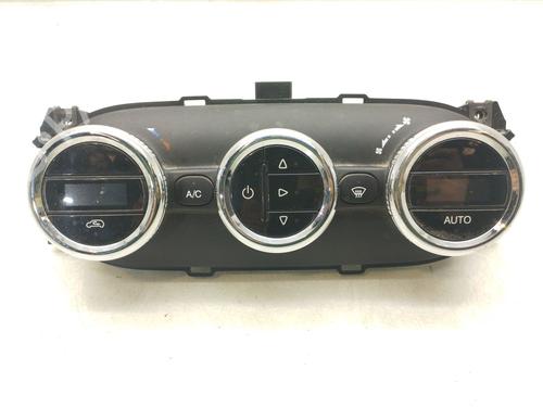 climate-control-iveco-daily-vi-van-2014-31919978 main image