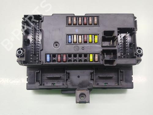 Used Fuse box Fuse box 36323340 36323340