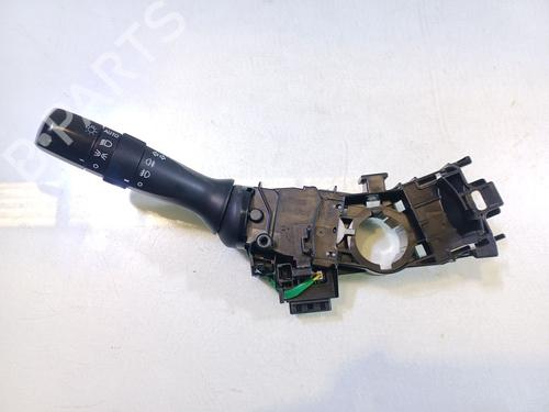 Used Headlight switch TOYOTA YARIS (_P13_) 1.4 D (NLP130_, NLP130) (90 hp) 29544560