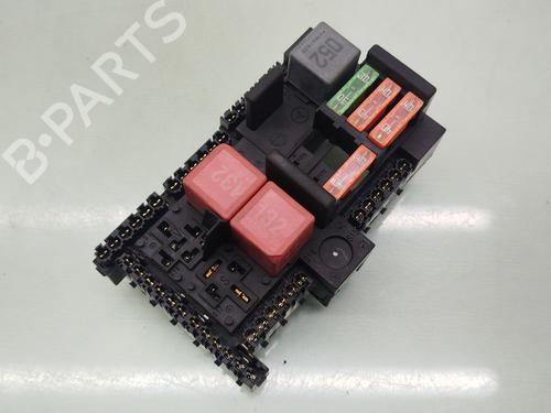 Used Fuse box Fuse box MERCEDES-BENZ C-CLASS (W205) C 200 d (205.001) (160 hp) 33027517 33027517
