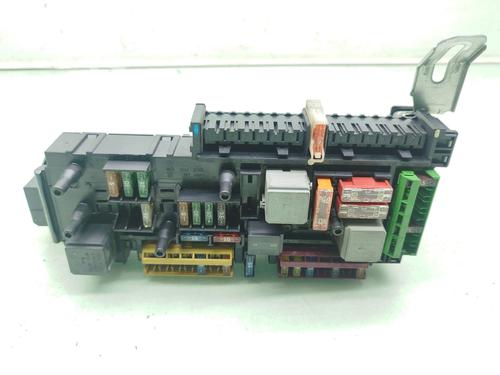 Used Fuse box Fuse box 38460682 38460682