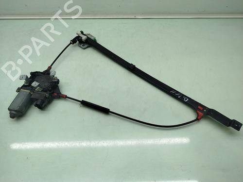 Lève-vitre avant droit VW TRANSPORTER T4 Bus (70B, 70C, 7DB, 7DK, 70J, 70K, 7DC, 7DJ) 2.5 TDI (102 hp) 30470378