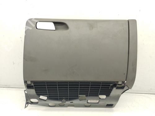 Handskerum Handskerum AUDI A4 B8 (8K2) 2.0 TDI (143 hp) 33812245 33812245