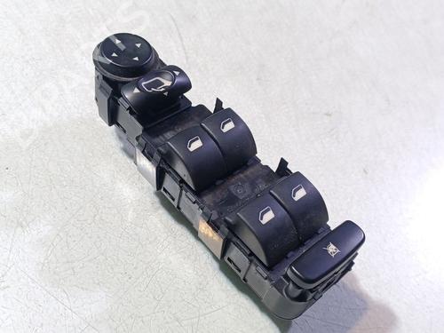 Used Left front window switch Left front window switch PEUGEOT 307 (3A/C) 1.6 16V (109 hp) 33872950 33872950