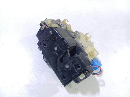 Front left lock VW TRANSPORTER T5 Bus (7HB, 7HJ, 7EB, 7EJ) 2.0 BiTDI 4motion 7E1837015A | 3B1837015AQ