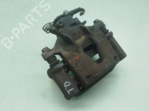Used Right rear brake caliper Right rear brake caliper RENAULT MASTER II Van (FD) 2.5 dCi (FD01, FD02, FD21, FD22, FD31, FD32, FD3Y, FD71,... (120 hp) 32696293 32696293