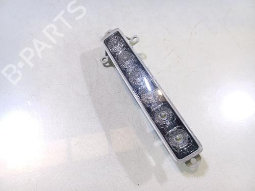 Used Right front indicator CITROËN SPACETOURER Bus (V_) 2.0 BlueHDi 150 4x4 (150 hp) 23073739