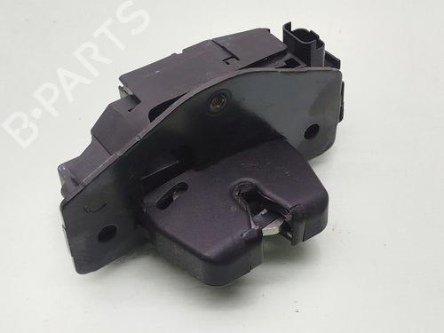 Used Tailgate lock PEUGEOT 3008 II SUV (MC_, MR_, MJ_, M4_) 1.2 THP/ PureTech 130 (MRHNSM, MRHNSU, MRHNSJ, MRHNYW,... (131 hp) 30578408