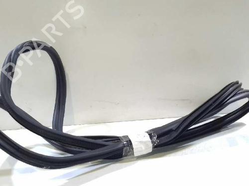 Used Rubber door seal MERCEDES-BENZ VITO Van (W447) [2014-2025]  14307271