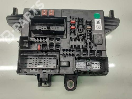 Used Fuse box OPEL INSIGNIA A (G09) 2.0 CDTI 4x4 (68) (160 hp) 10381821
