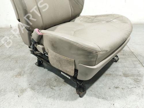 Sæde venstre fortil TOYOTA RAV 4 III (_A3_) 2.2 D 4WD (ALA30_, ALA30R) | BP29827110C15