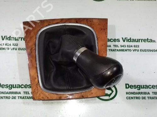 Used Shift knob AUDI A3 Sportback (8PA) 2.0 TDI 16V (140 hp) 11389190