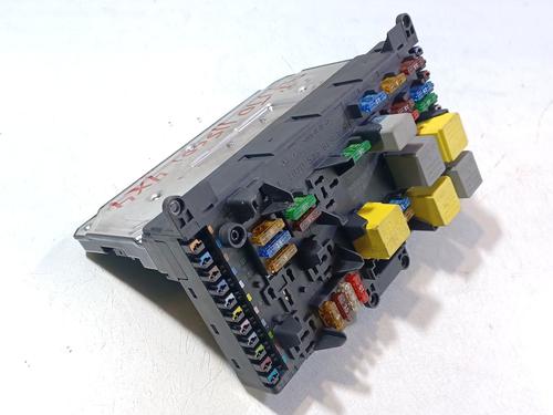 Used Fuse box MERCEDES-BENZ VIANO (W639) [2003-2026]  32067732