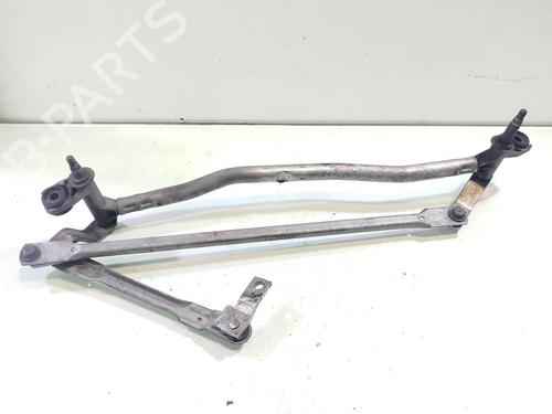 Used Front windshield wiper arm AUDI A3 (8P1) 2.0 TDI (170 hp) 30352274