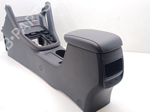 Used Armrest / Center console Armrest / Center console MG MG ZS SUV (AZS1) 1.5 VTi (114 hp) 33831920 33831920