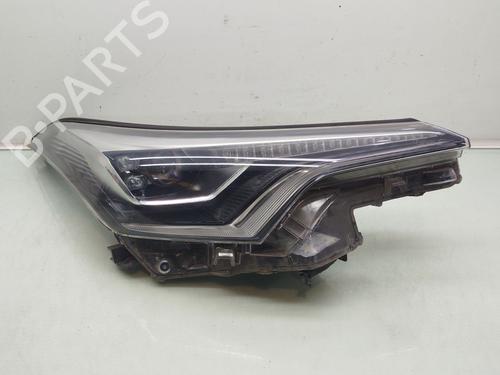 Used Right headlight Right headlight TOYOTA C-HR (_X1_) 1.8 Hybrid (ZYX10_, ZYX11_) (98 hp) 40184296 40184296