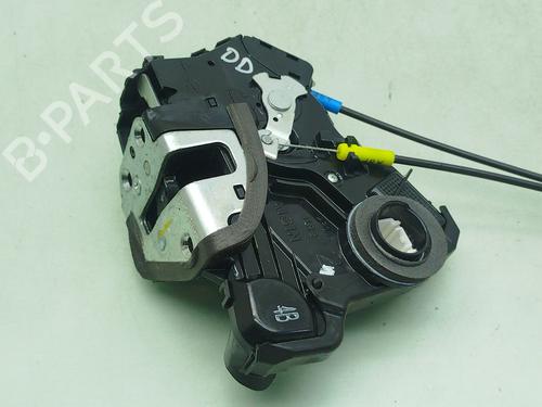 front-right-lock-toyota-auris-estate-_e18_-2013-2014-2015-2016-2017-2018-31837510 main image