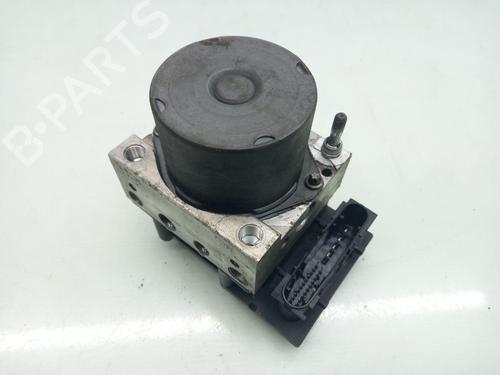 Used ABS pump NISSAN MICRA III (K12) [2002-2010]  16589028