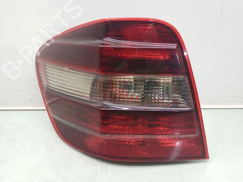 Used Left taillight Left taillight MERCEDES-BENZ M-CLASS (W164) ML 350 CDI 4-matic (164.122) (224 hp) 34693601 34693601
