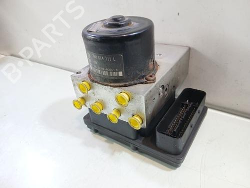Used ABS pump VW TRANSPORTER T5 Van (7HA, 7HH, 7EA, 7EH) 1.9 TDI (85 hp) 31809930
