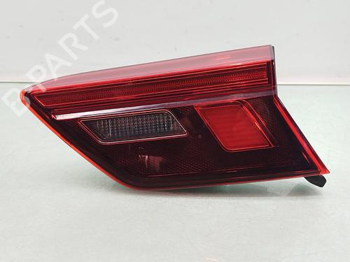 Højre baglygte bagklap VW TIGUAN (AD1, AX1) 2.0 TDI (115 hp) 32372468