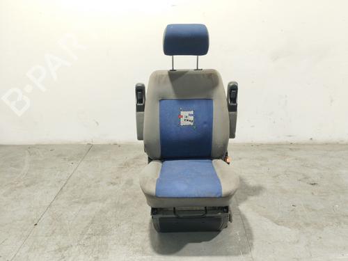 Używane Fotel przedni prawy VW TRANSPORTER T4 Bus (70B, 70C, 7DB, 7DK, 70J, 70K, 7DC, 7DJ) 2.5 TDI (102 hp) 29544778