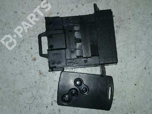 Used Ignition barrel RENAULT KOLEOS I (HY_) 2.0 dCi 4x4 (HY0K) (150 hp) 1986084