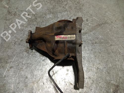 Used Rear differential MERCEDES-BENZ VIANO (W639) CDI 2.2 (639.711, 639.713, 639.811, 639.813, 639.815) (116 hp) 31130374