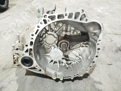 Boîte de vitesses TOYOTA AVENSIS (_T25_) 2.2 D-4D (ADT251_, ADT251R) (150 hp) 29608948