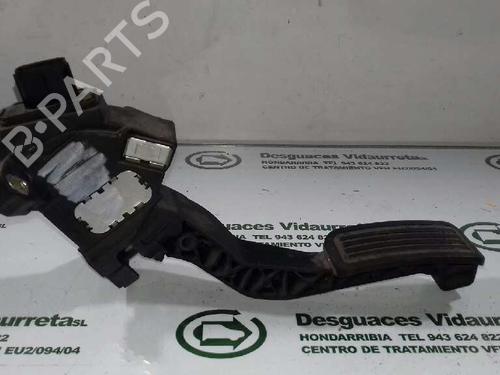 Used Pedal Pedal TOYOTA YARIS (_P9_) 1.4 D-4D (NLP90_, NLP90R) (90 hp) 1652999 1652999