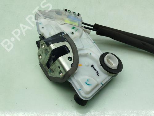 front-right-lock-toyota-c-hr-_x1_-2016-33873014 main image