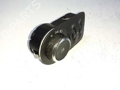 Used Headlight switch Headlight switch OPEL CORSA E (X15) 1.4 Turbo (08, 68) (101 hp) 8242886 8242886