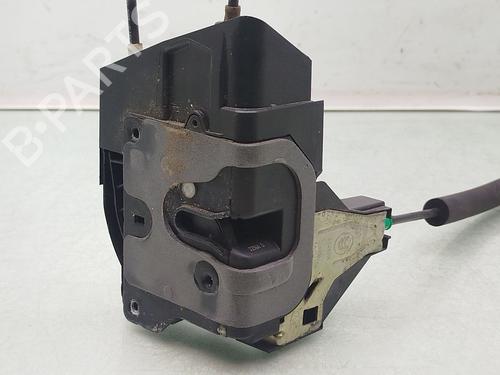 front-left-lock-jaguar-f-pace-x761-2015-38444061 main image