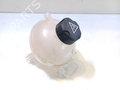 Expansion tank PEUGEOT 3008 II SUV (MC_, MR_, MJ_, M4_) 1.6 PureTech 180 (M45GFR, M45GFU) 9678514680 | 9678125880 | 9678125980 | 9678126080