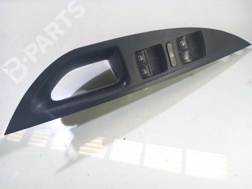 Interrupteur de vitre avant gauche SEAT ALTEA XL (5P5, 5P8) 1.6 TDI (105 hp) 11941322